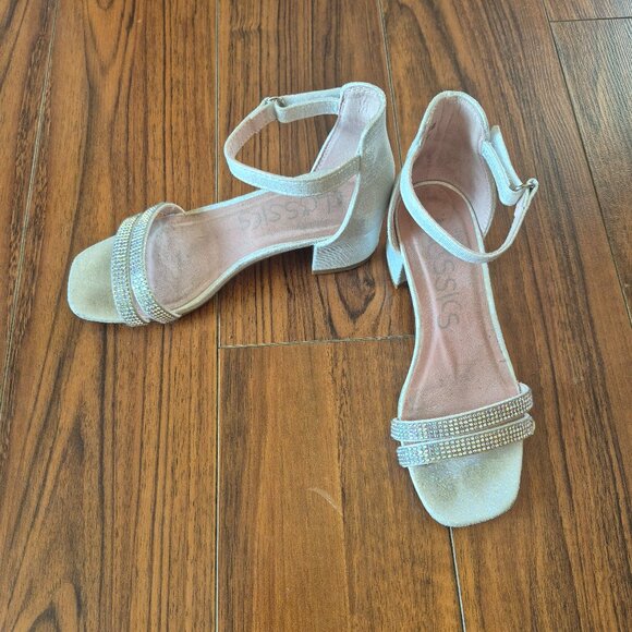 Size 13 Girls Heeled Sandals - Picture 1 of 4